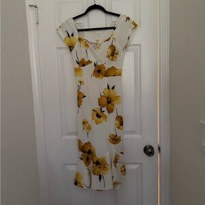 EUC Stop Staring! Floral Yellow and White Dress